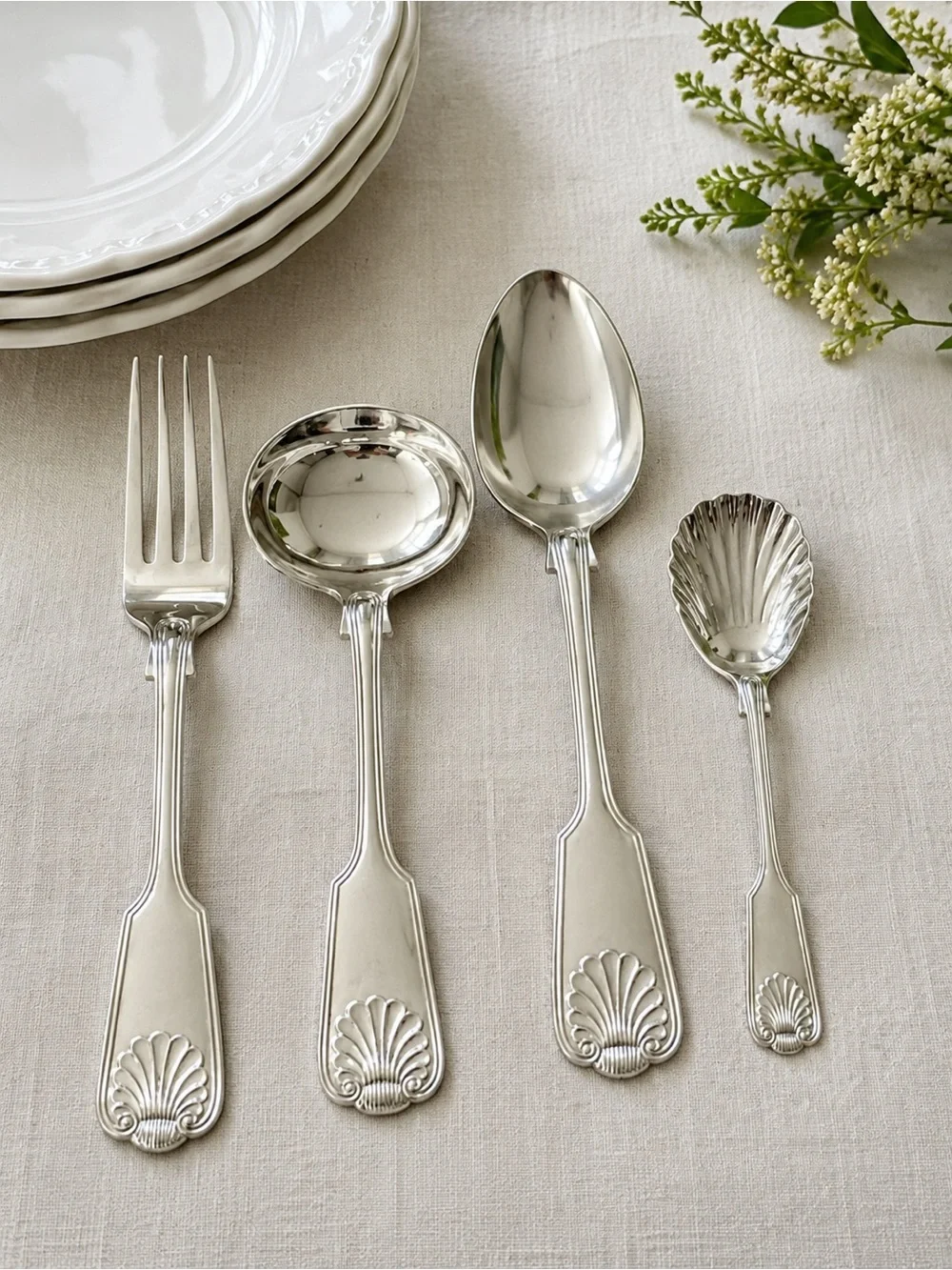 Vintage Roberts & Belk Sheffield England Shell Motif Serving Set 4 Pc